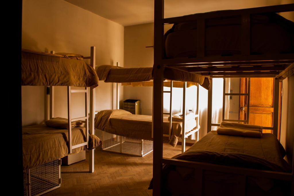 פוארטו מדרין Loica Hostel מראה חיצוני תמונה