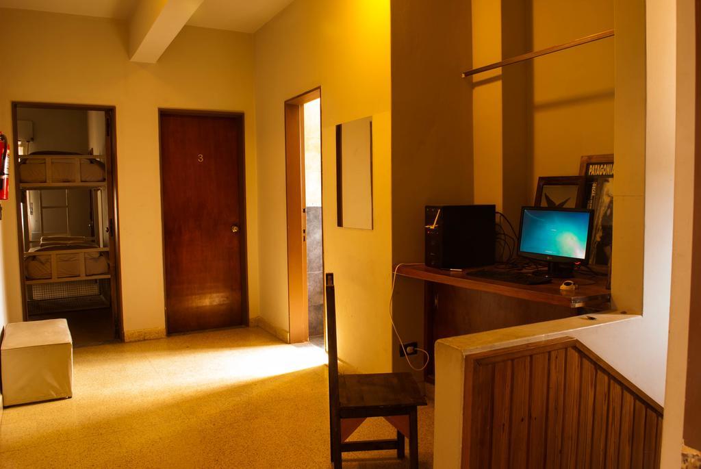 פוארטו מדרין Loica Hostel מראה חיצוני תמונה