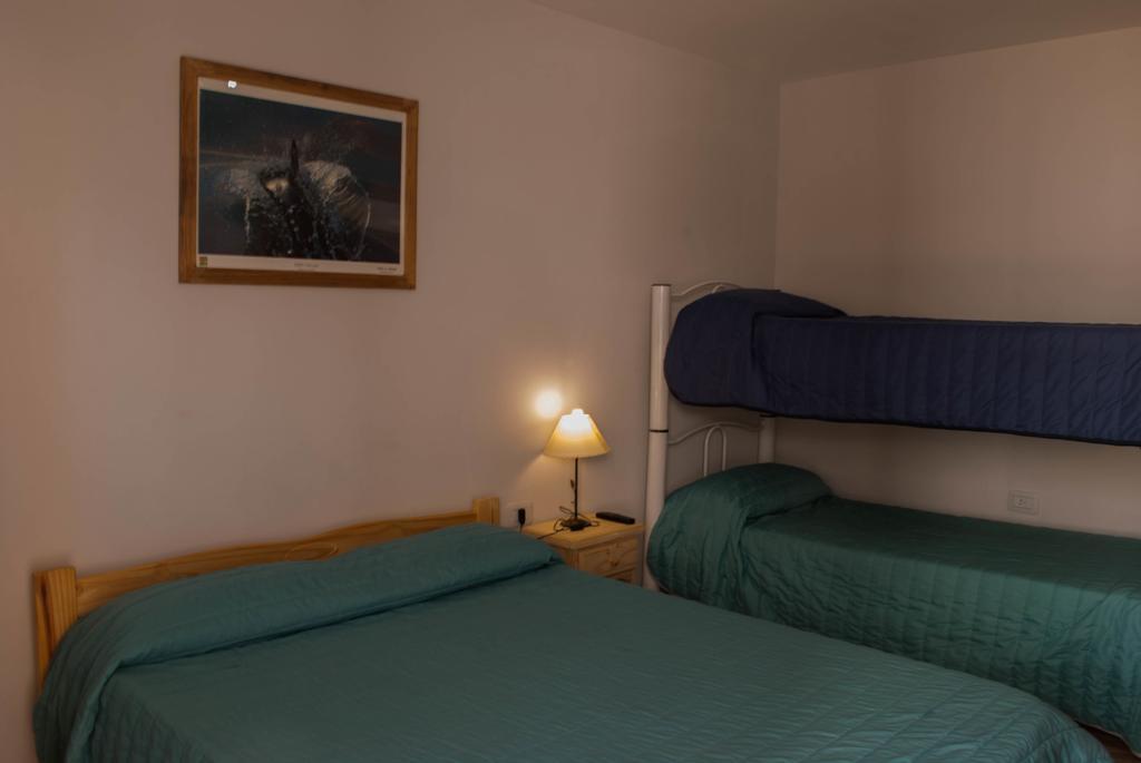 פוארטו מדרין Loica Hostel מראה חיצוני תמונה