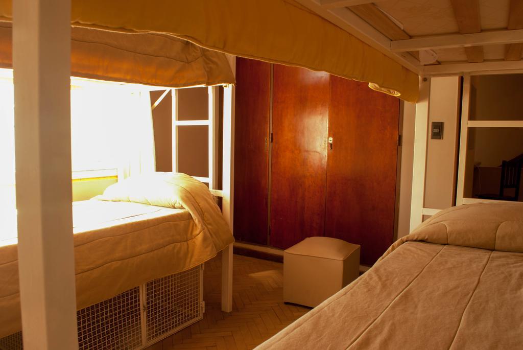 פוארטו מדרין Loica Hostel מראה חיצוני תמונה